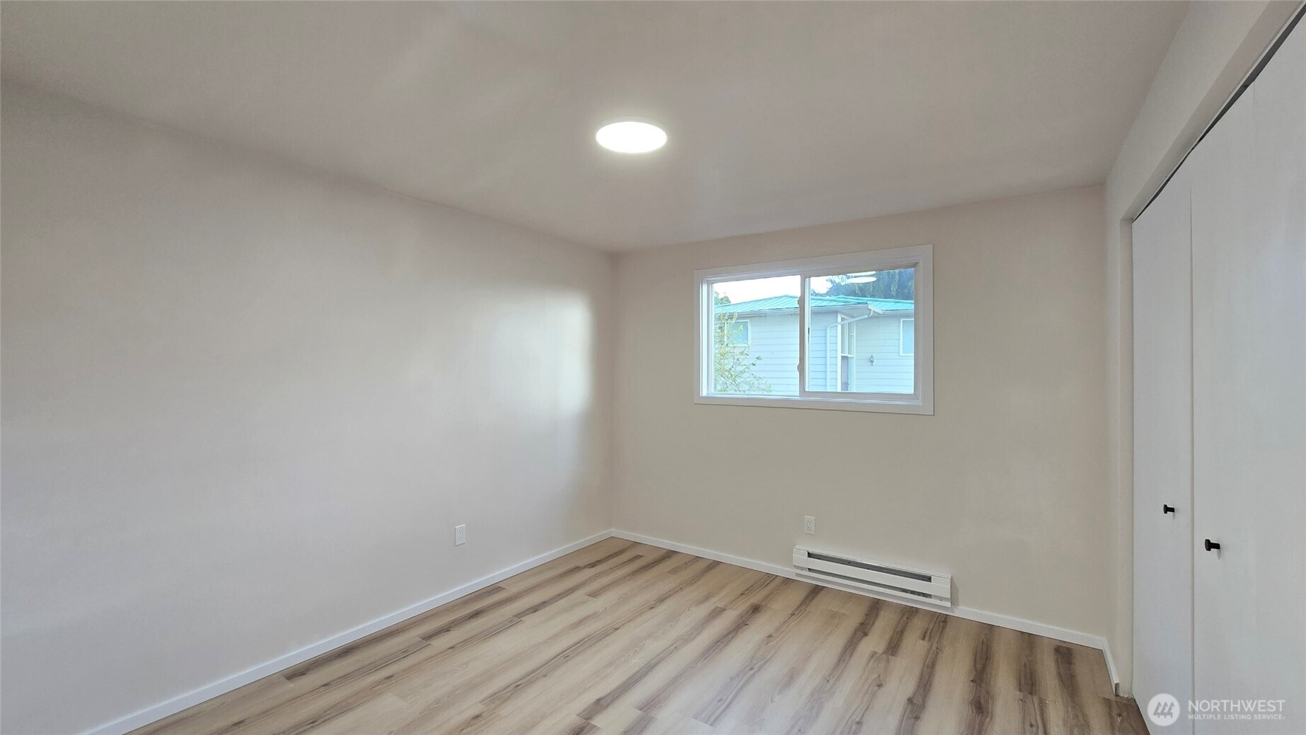 924 - 926 CRESTVIEW Lane , Mount Vernon, WA 98273