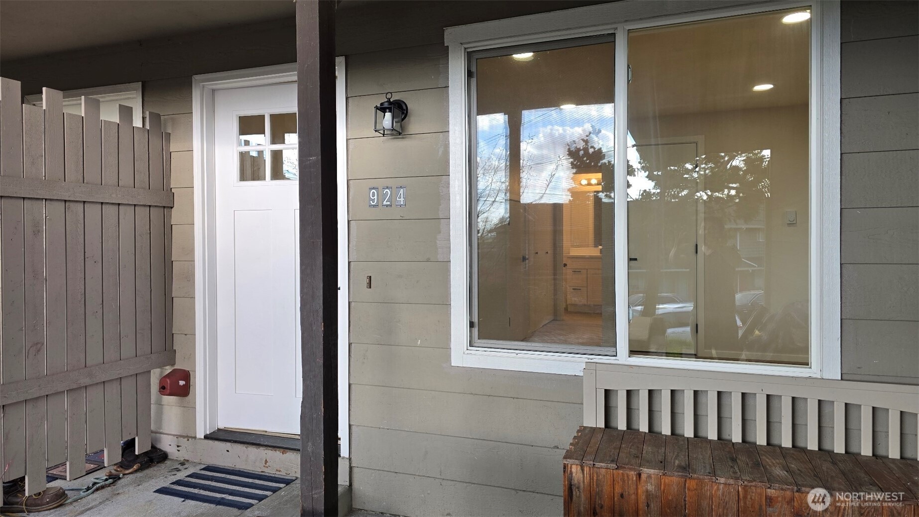 924 - 926 CRESTVIEW Lane , Mount Vernon, WA 98273