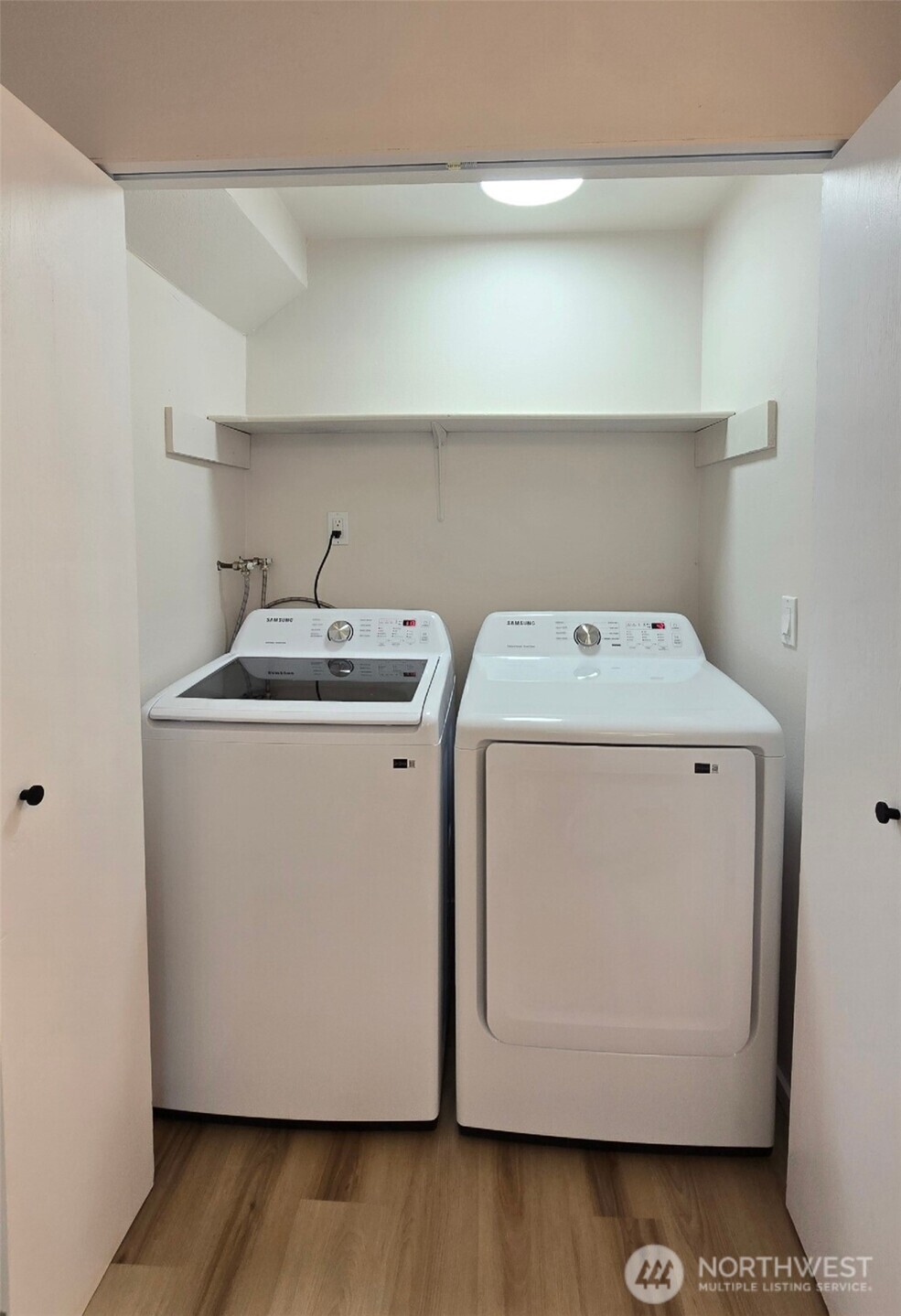 924 - 926 CRESTVIEW Lane , Mount Vernon, WA 98273