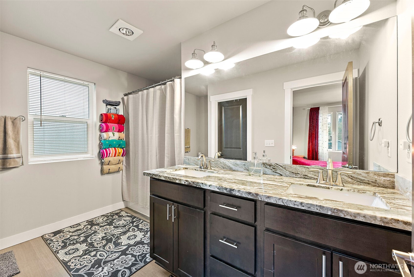 2806 NE Bowen Street , Bremerton, WA 98310-5413