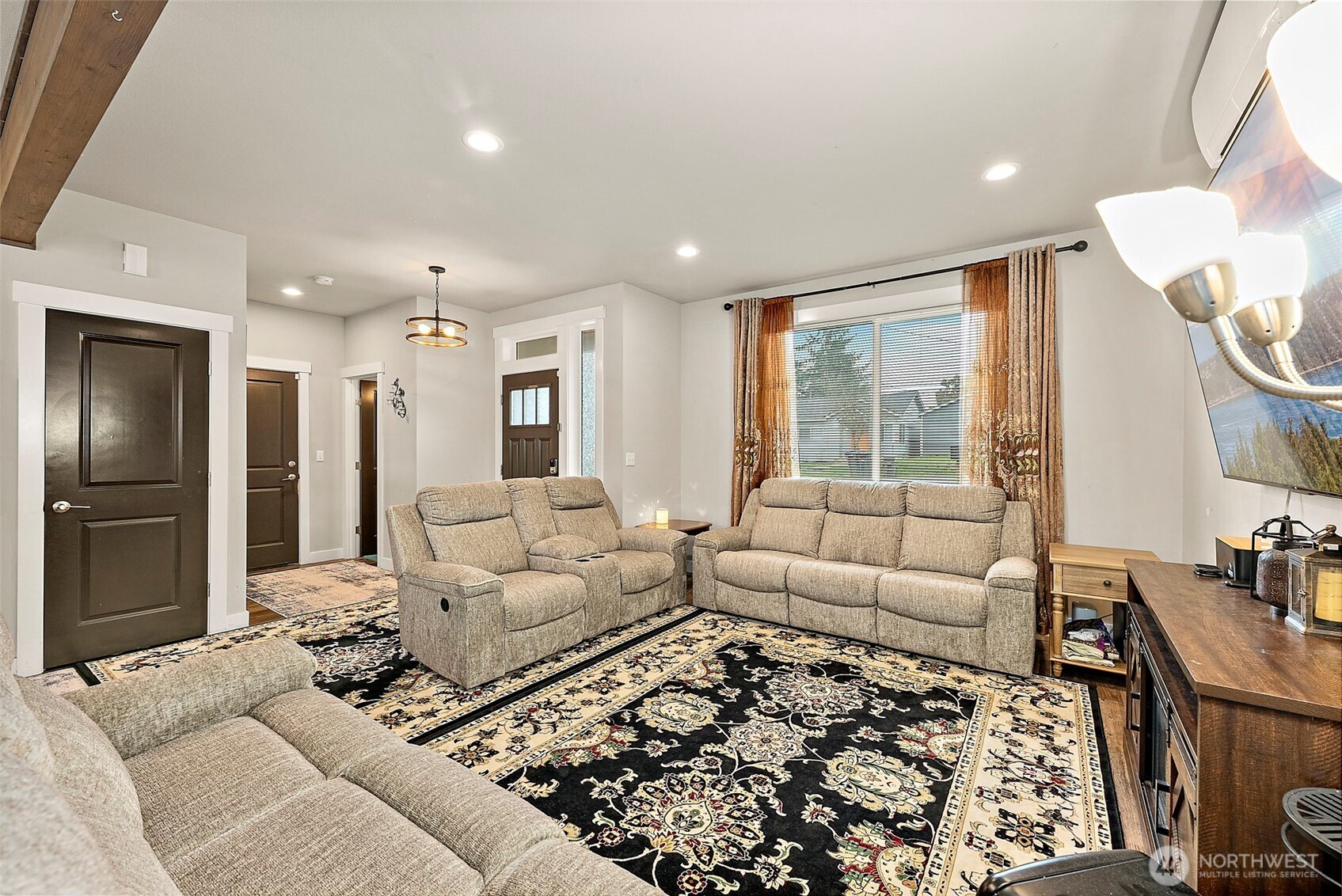 2806 NE Bowen Street , Bremerton, WA 98310-5413