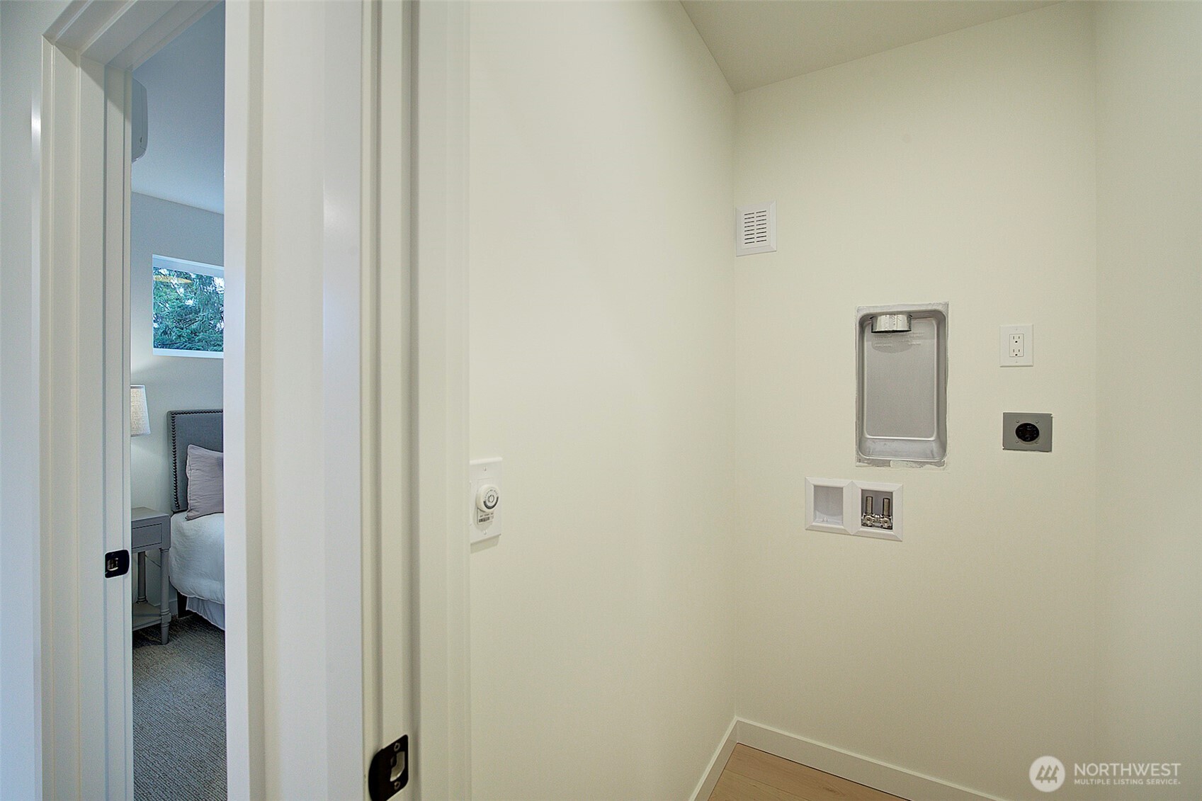 7341 California Avenue SW #B, Seattle, WA 98136