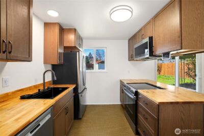 8504 Quinault Drive NE, Olympia, WA 98516 - Photo 7