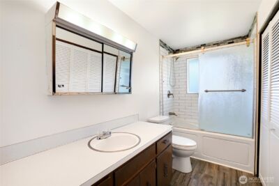 8504 Quinault Drive NE, Olympia, WA 98516 - Photo 9