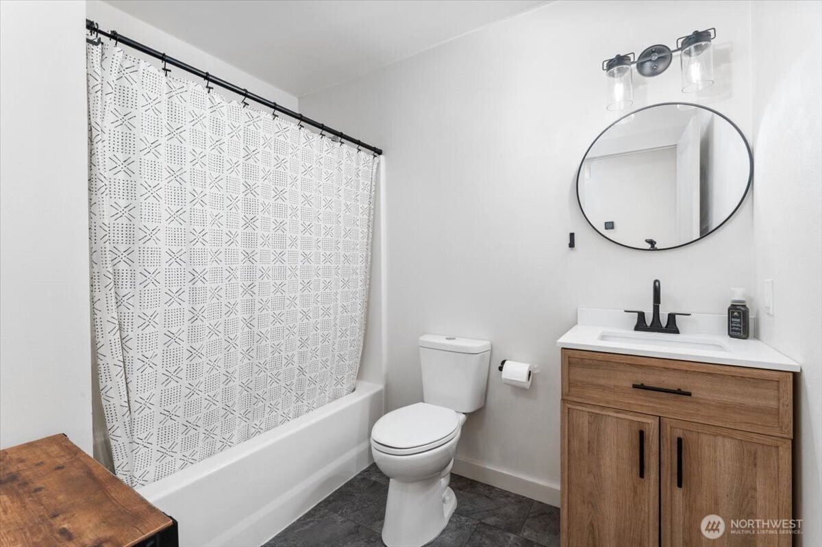 3949 NE Vista Del Rey Drive , East Wenatchee, WA 98802