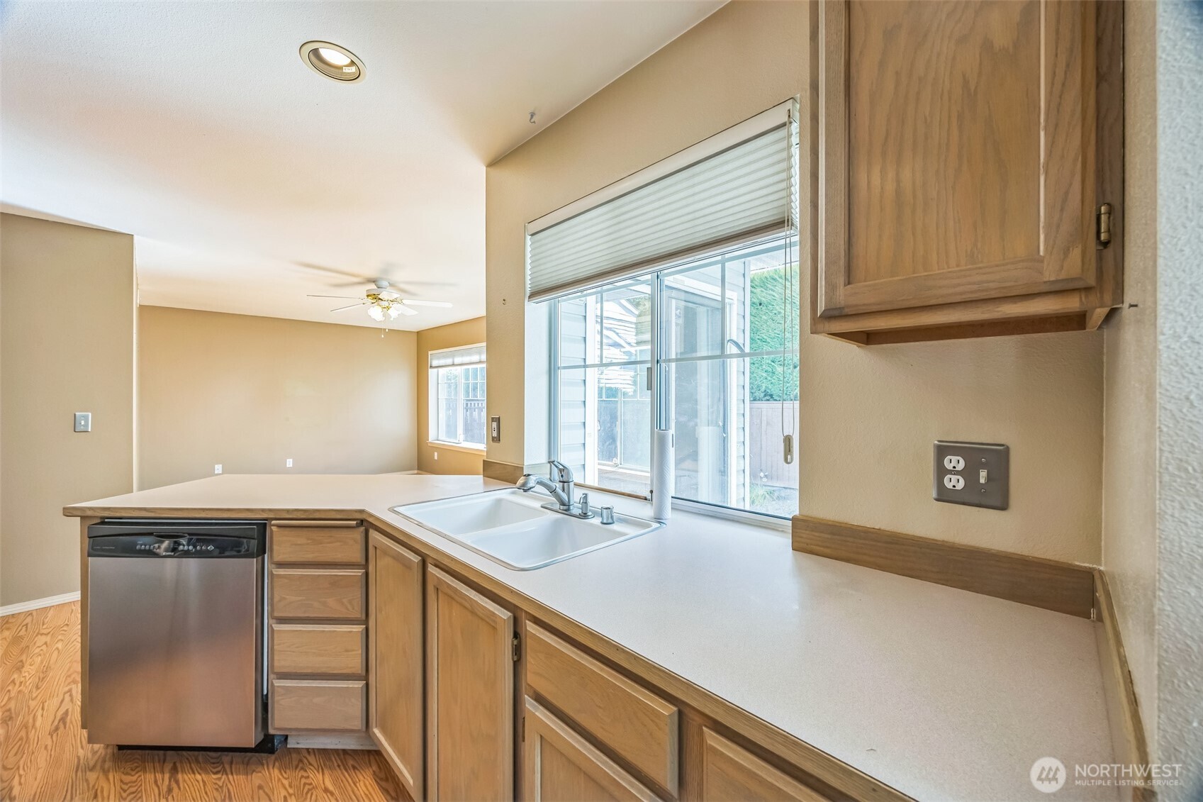 7608 145th Avenue Ct E, Sumner, WA 98390