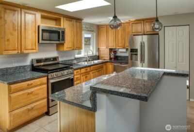 19619 SE 264th Court , Covington, WA 98042 - Photo 6