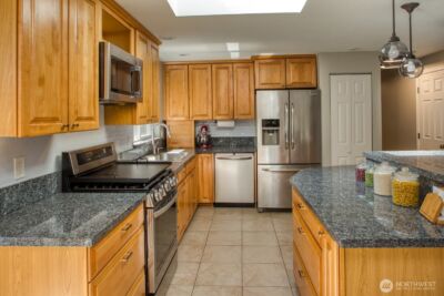 19619 SE 264th Court , Covington, WA 98042 - Photo 7