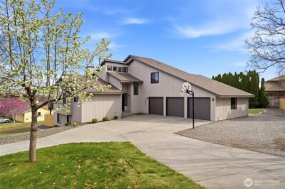 4001 S Olson Pl , Kennewick, WA 99337