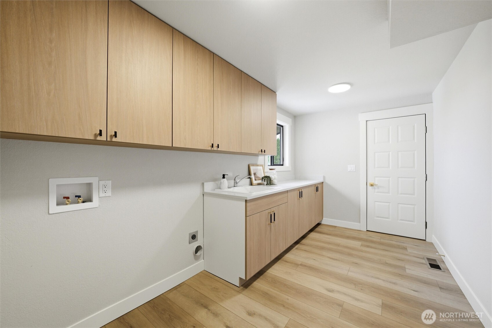 4001 S Olson Pl , Kennewick, WA 99337