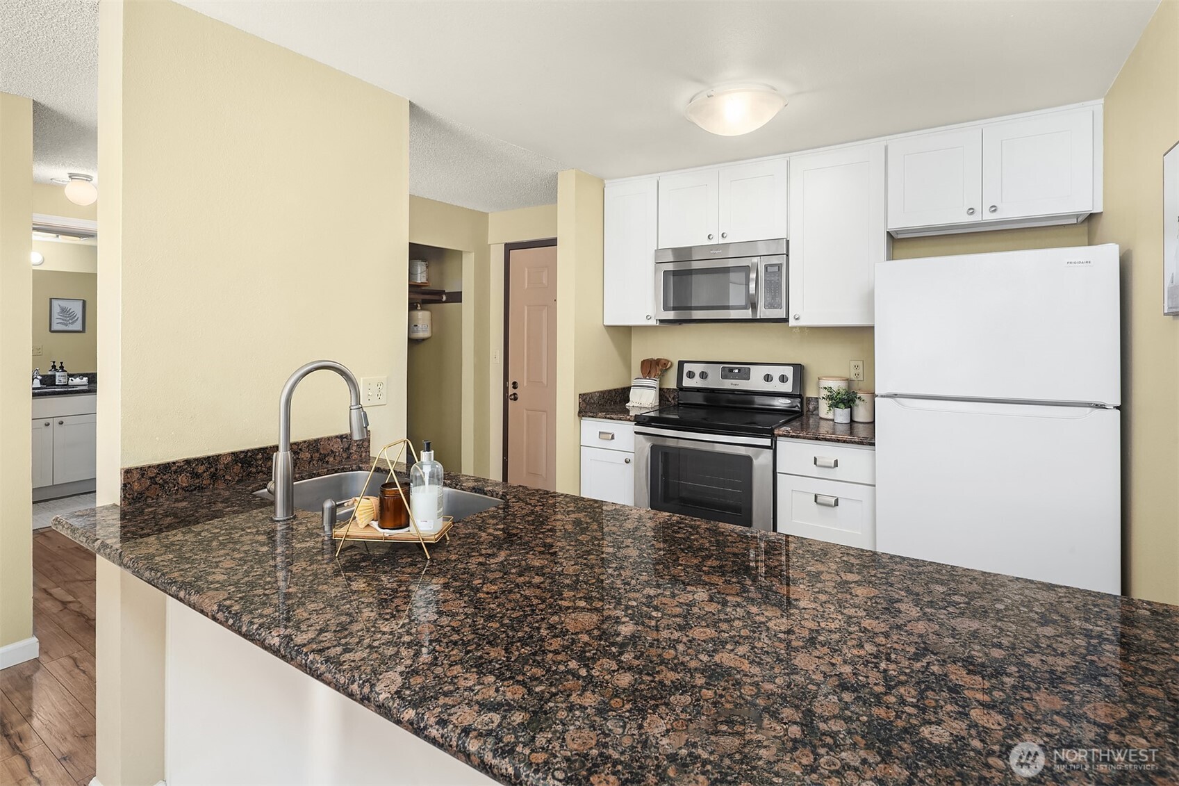 9416 1st Avenue NE #312, Seattle, WA 98115