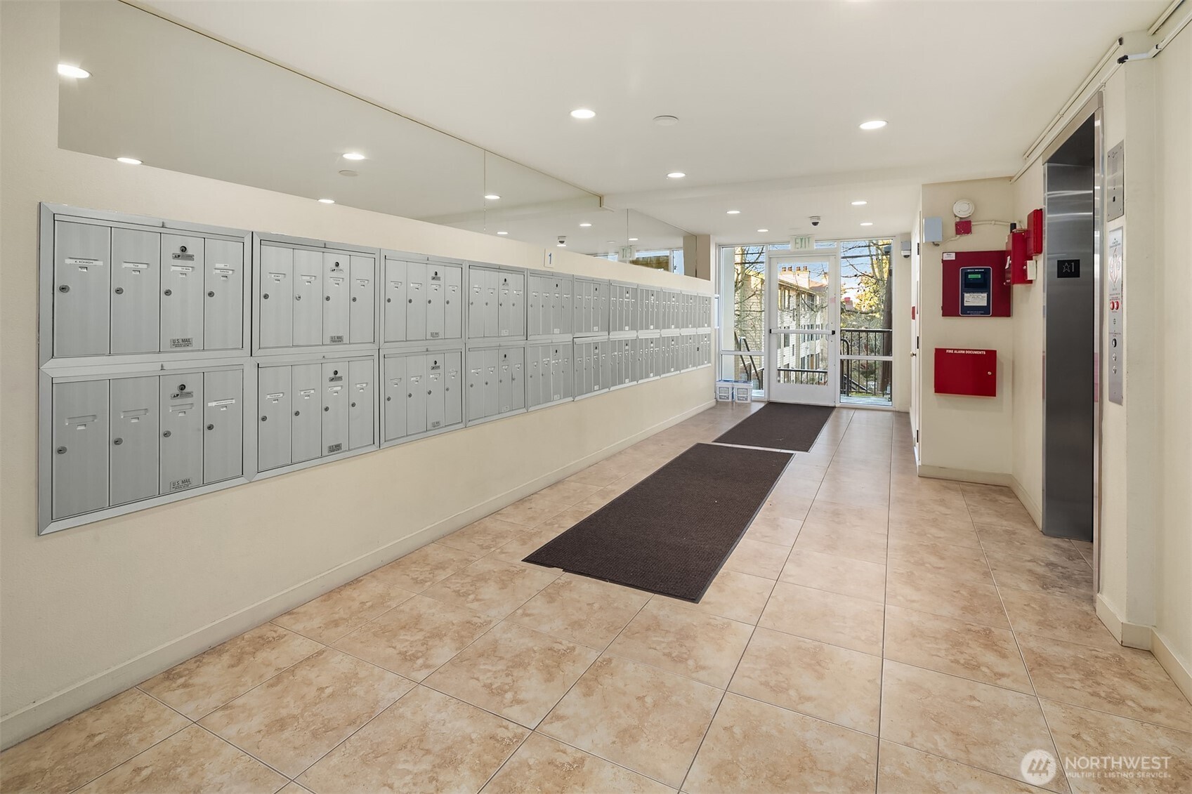 9416 1st Avenue NE #312, Seattle, WA 98115