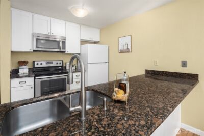 9416 1st Avenue NE #312, Seattle, WA 98115 - Photo 9