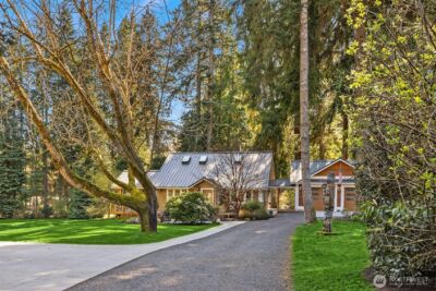 5057 NE Hazelnut Way , Kingston, WA 98346