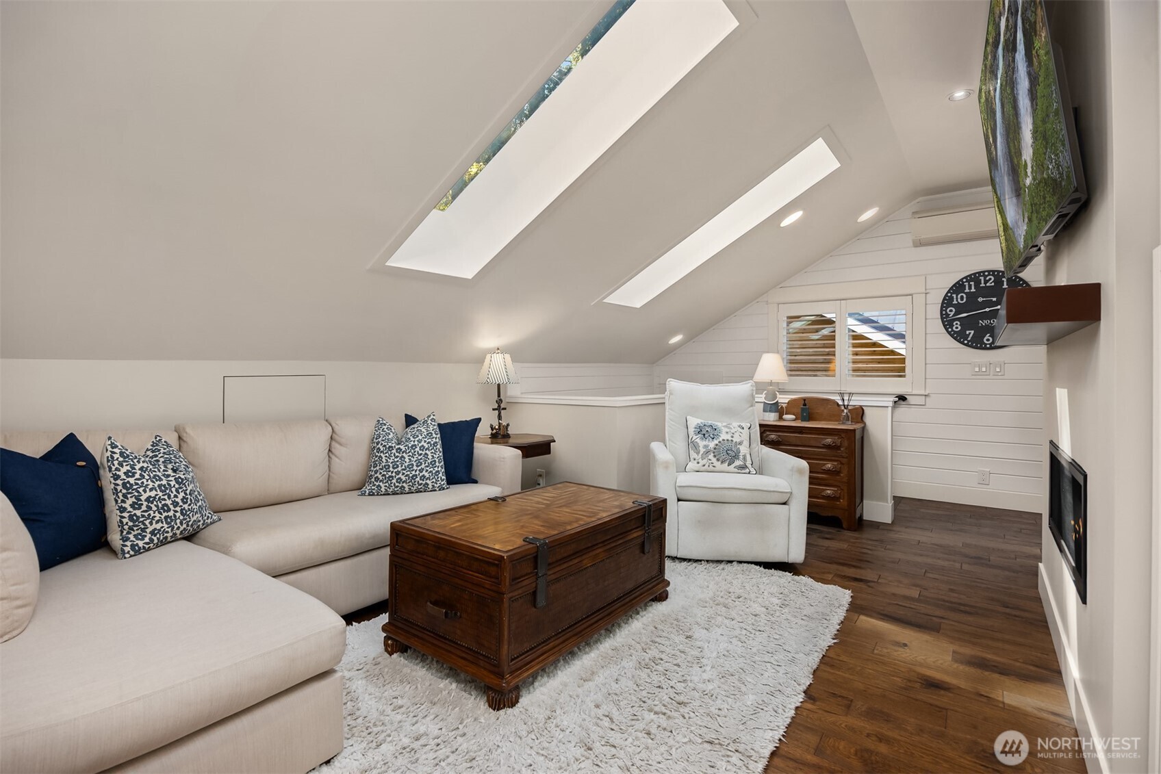 5057 NE Hazelnut Way , Kingston, WA 98346