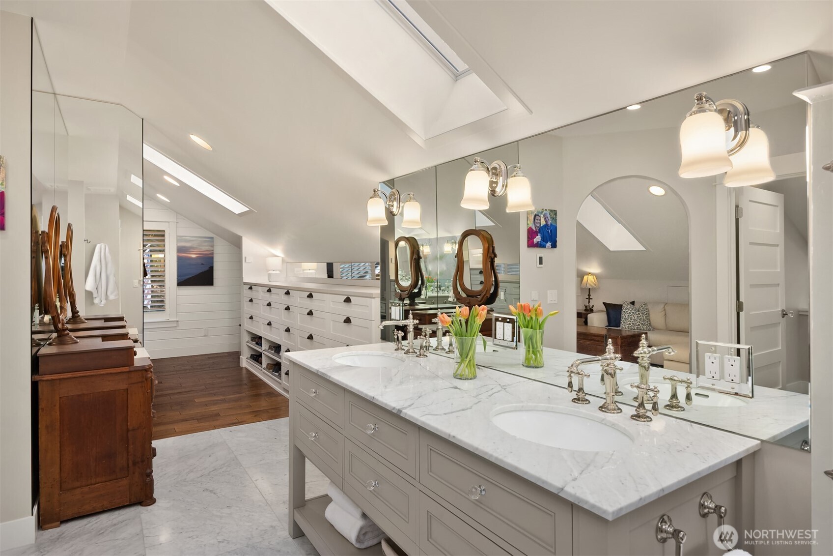 5057 NE Hazelnut Way , Kingston, WA 98346