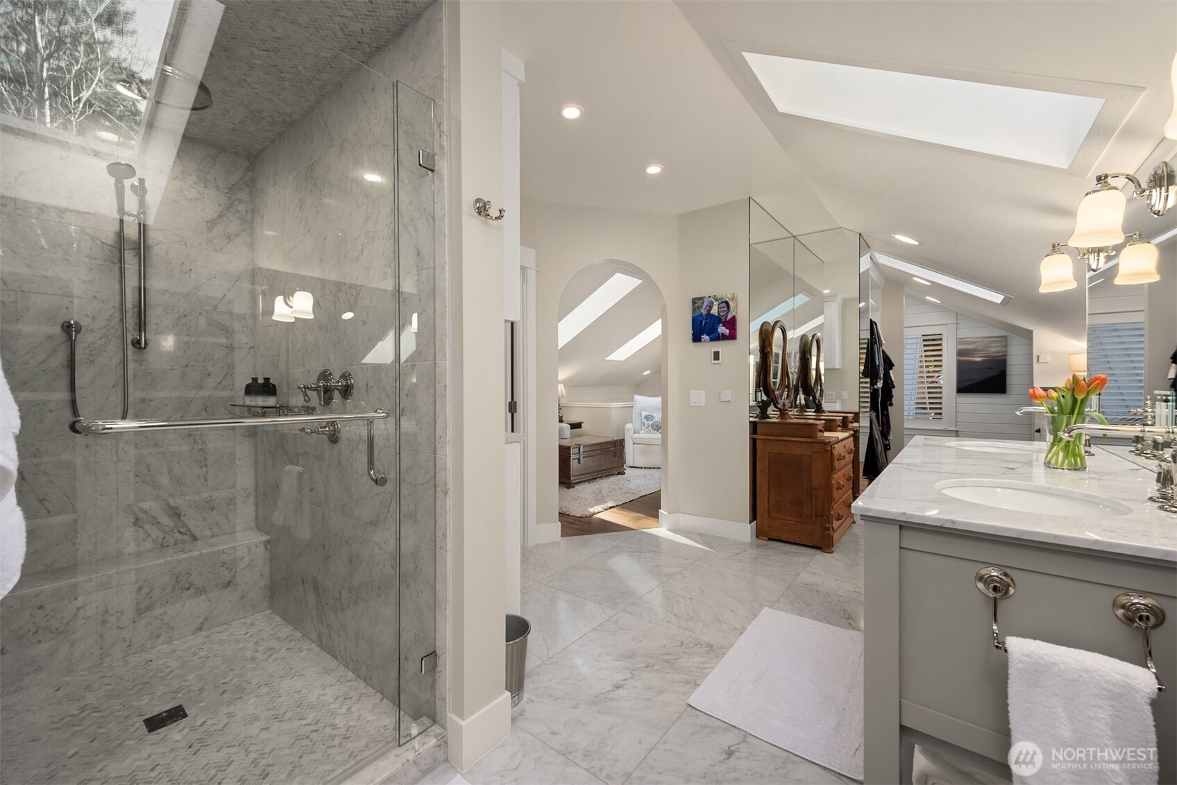 5057 NE Hazelnut Way , Kingston, WA 98346