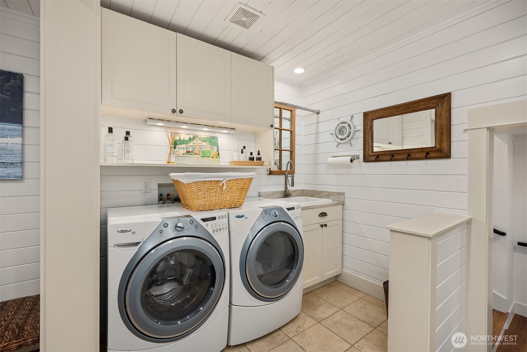 5057 NE Hazelnut Way , Kingston, WA 98346