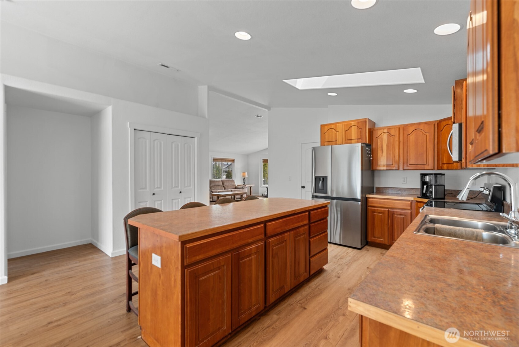 715 NE Hilltop Avenue , Quincy, WA 98848