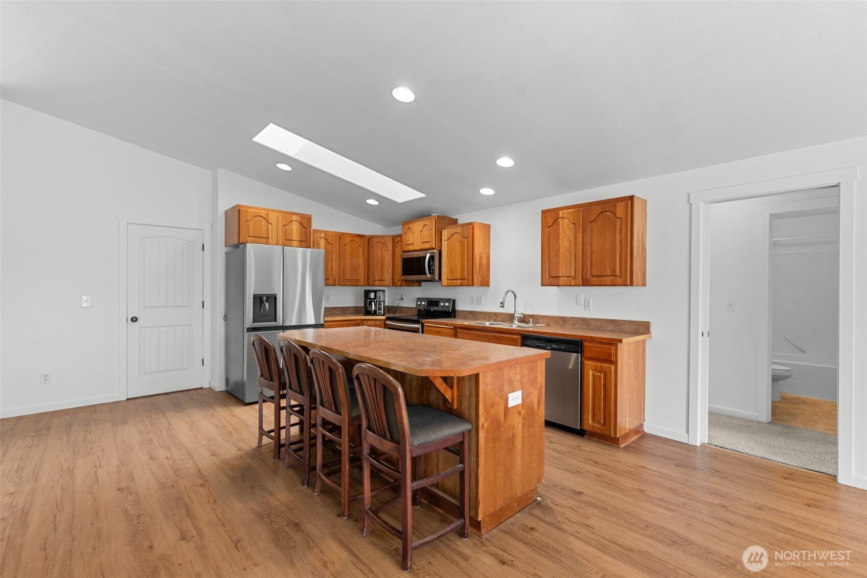 715 NE Hilltop Avenue , Quincy, WA 98848