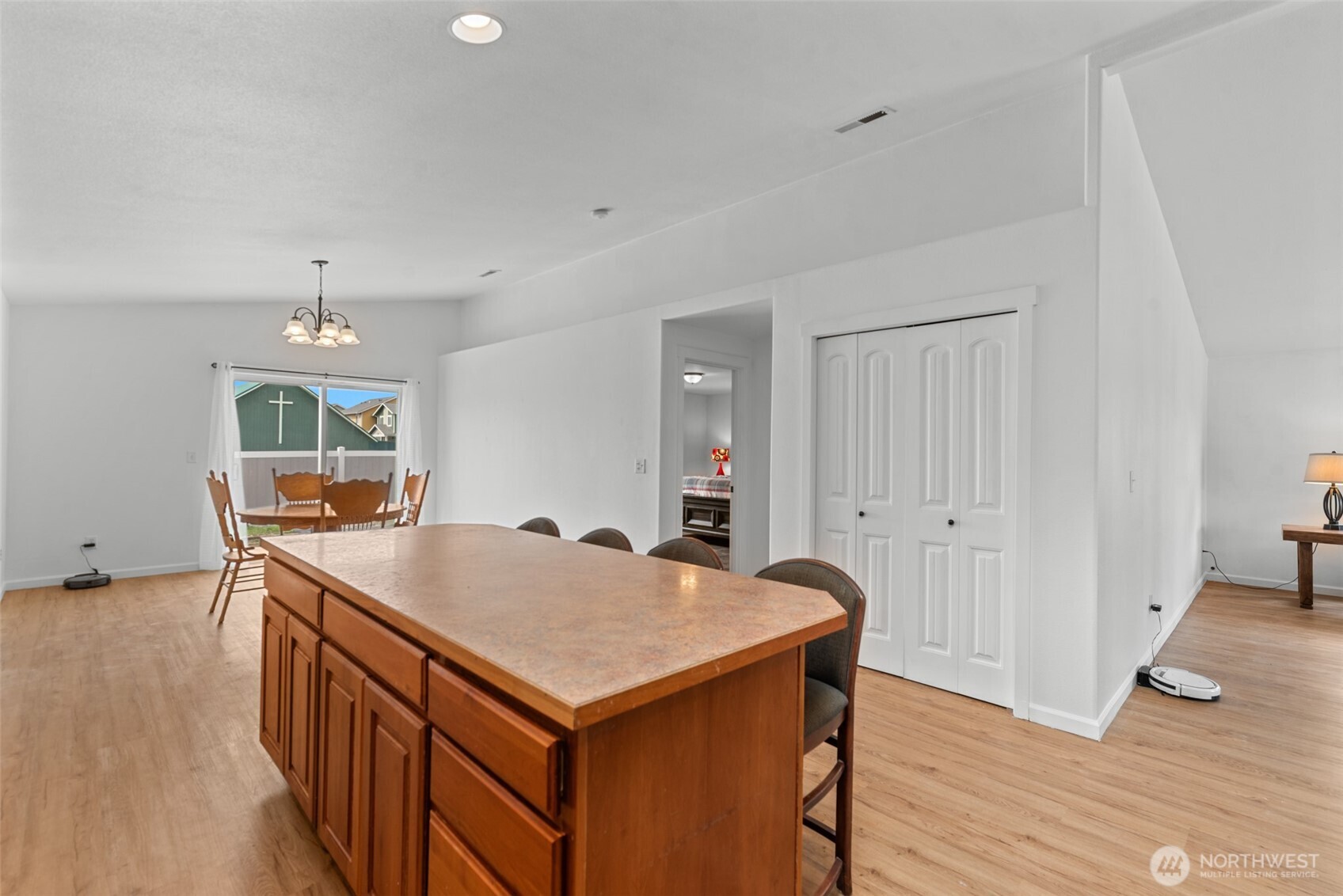 715 NE Hilltop Avenue , Quincy, WA 98848