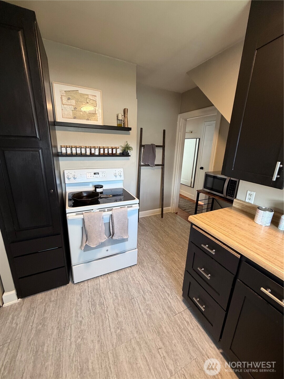 181 Beacon Hill Drive , Longview, WA 98632