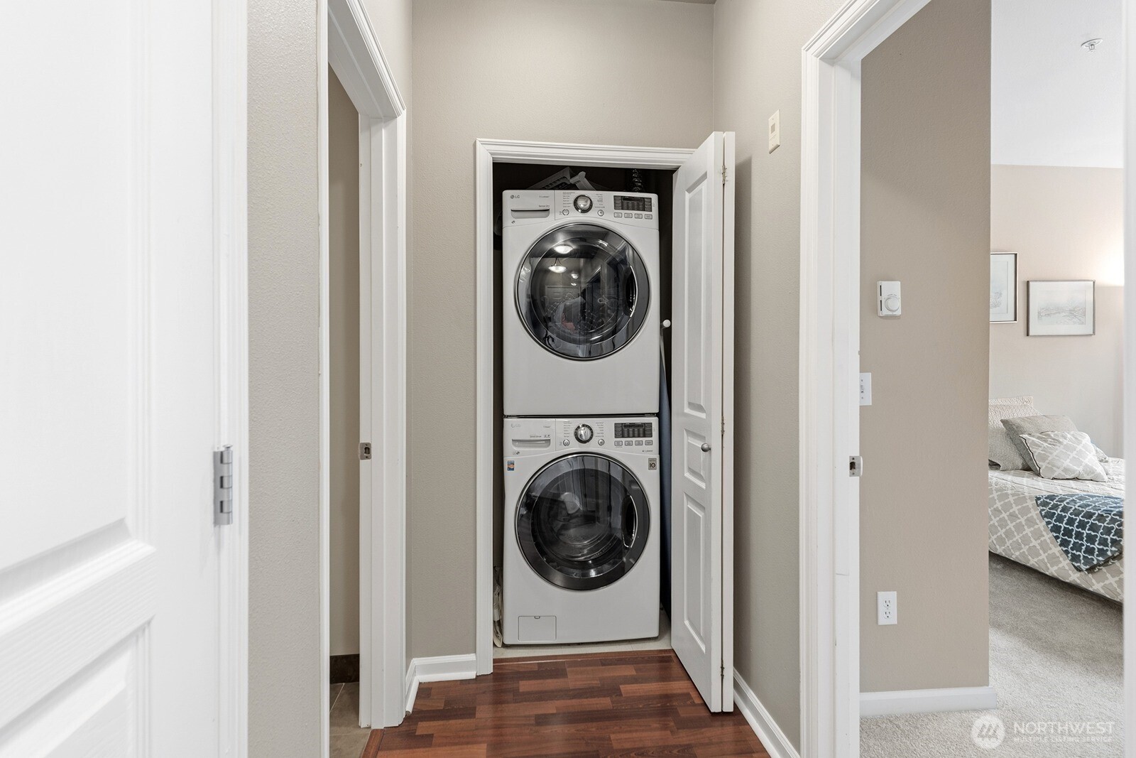 23420 SE Black Nugget Road #F302, Issaquah, WA 98029-6914