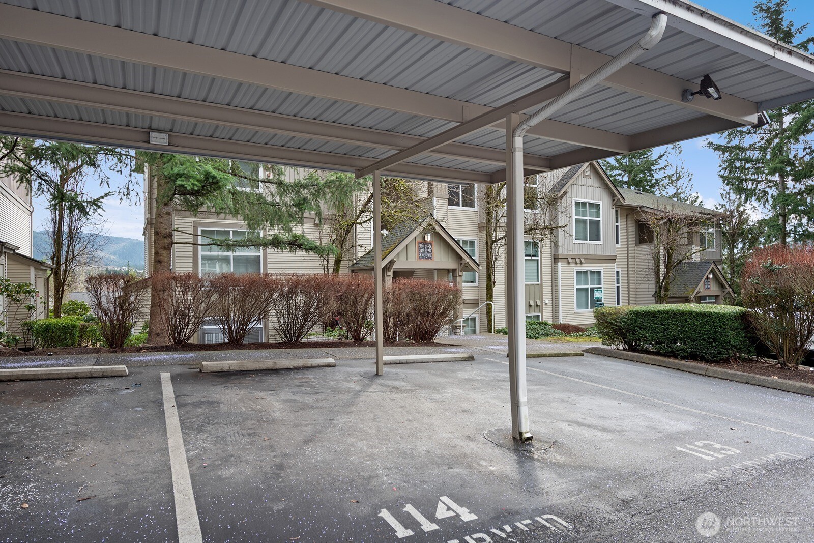 23420 SE Black Nugget Road #F302, Issaquah, WA 98029-6914