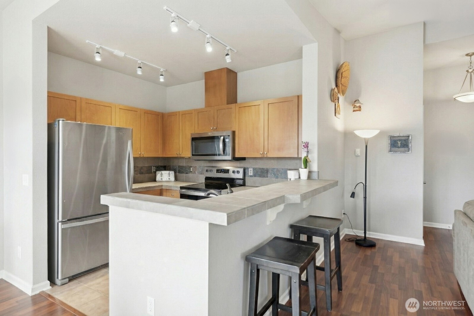 23420 SE Black Nugget Road #F302, Issaquah, WA 98029-6914