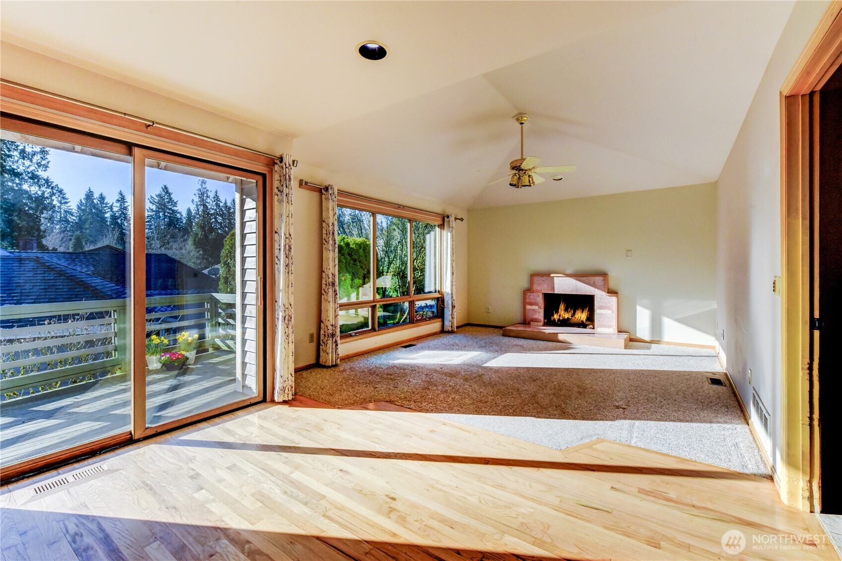 15728 NE 61st Ct , Redmond, WA 98052