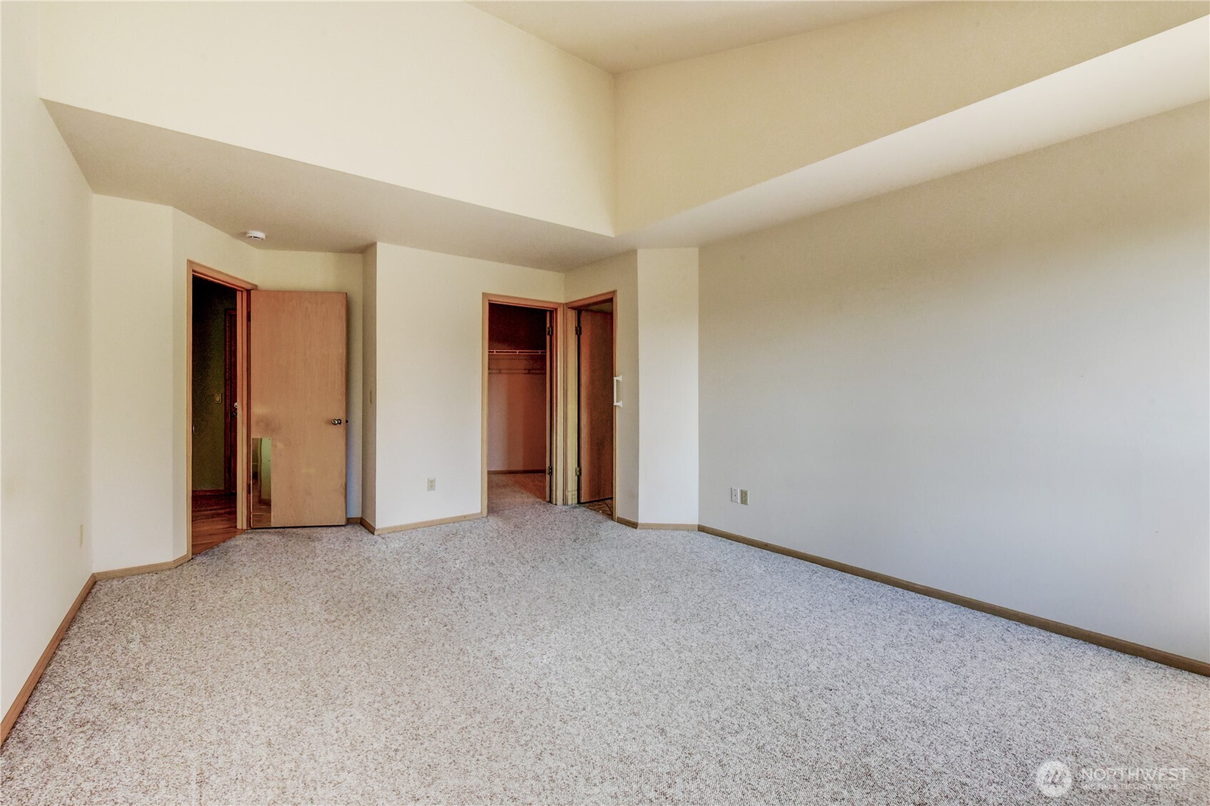 15728 NE 61st Ct , Redmond, WA 98052