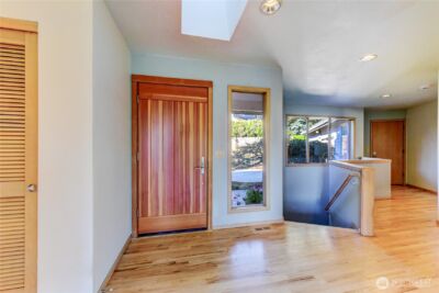 15728 NE 61st Ct , Redmond, WA 98052 - Photo 6