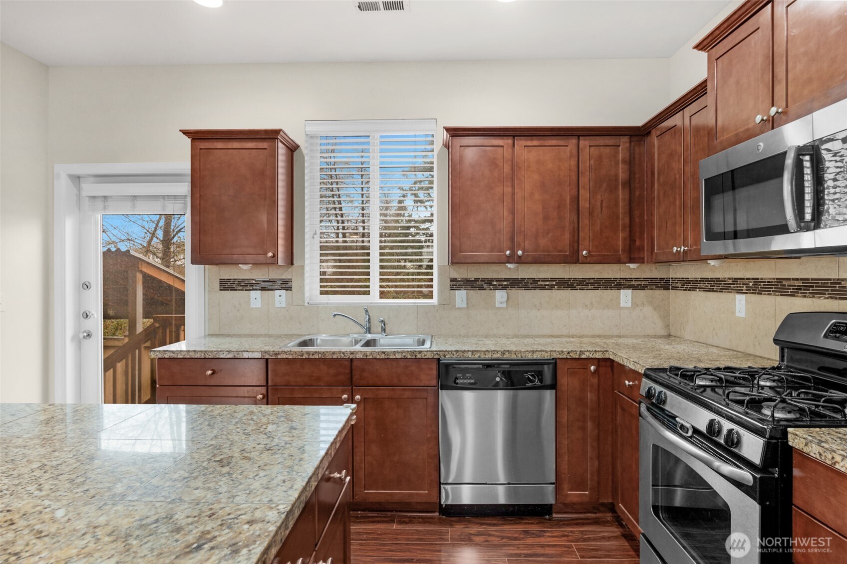 1224 92nd Avenue NE, Lake Stevens, WA 98258