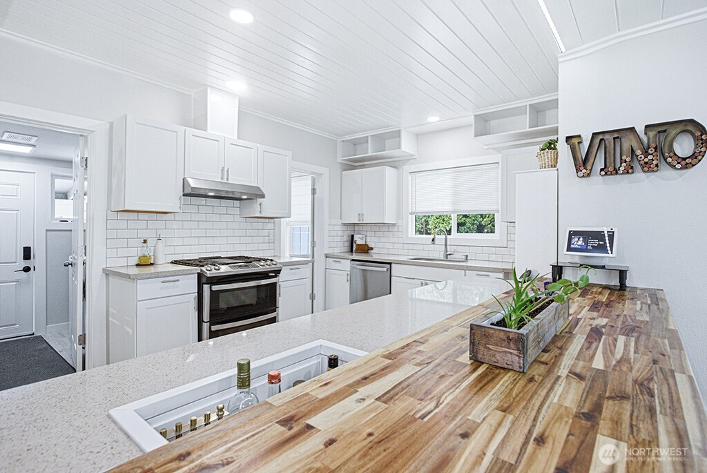 6220 Parker Road E, Sumner, WA 98390