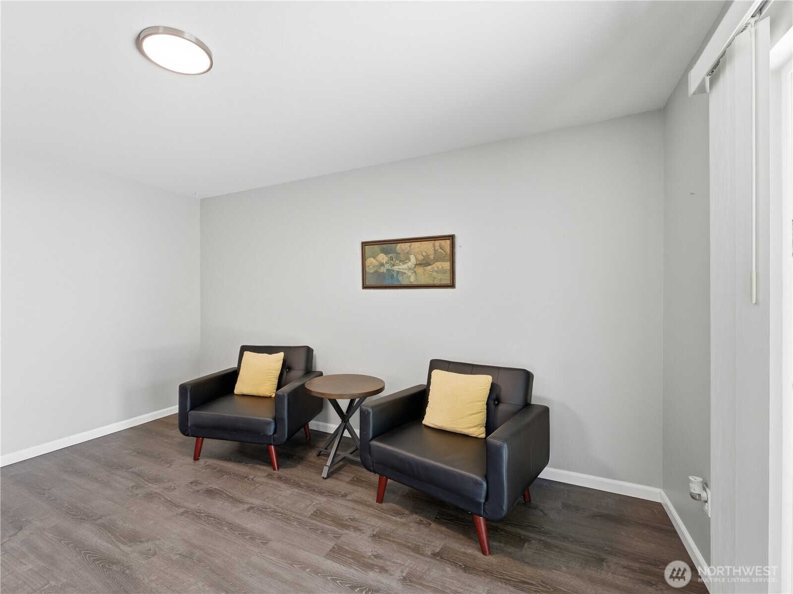 657 S Lawler Avenue , East Wenatchee, WA 98802