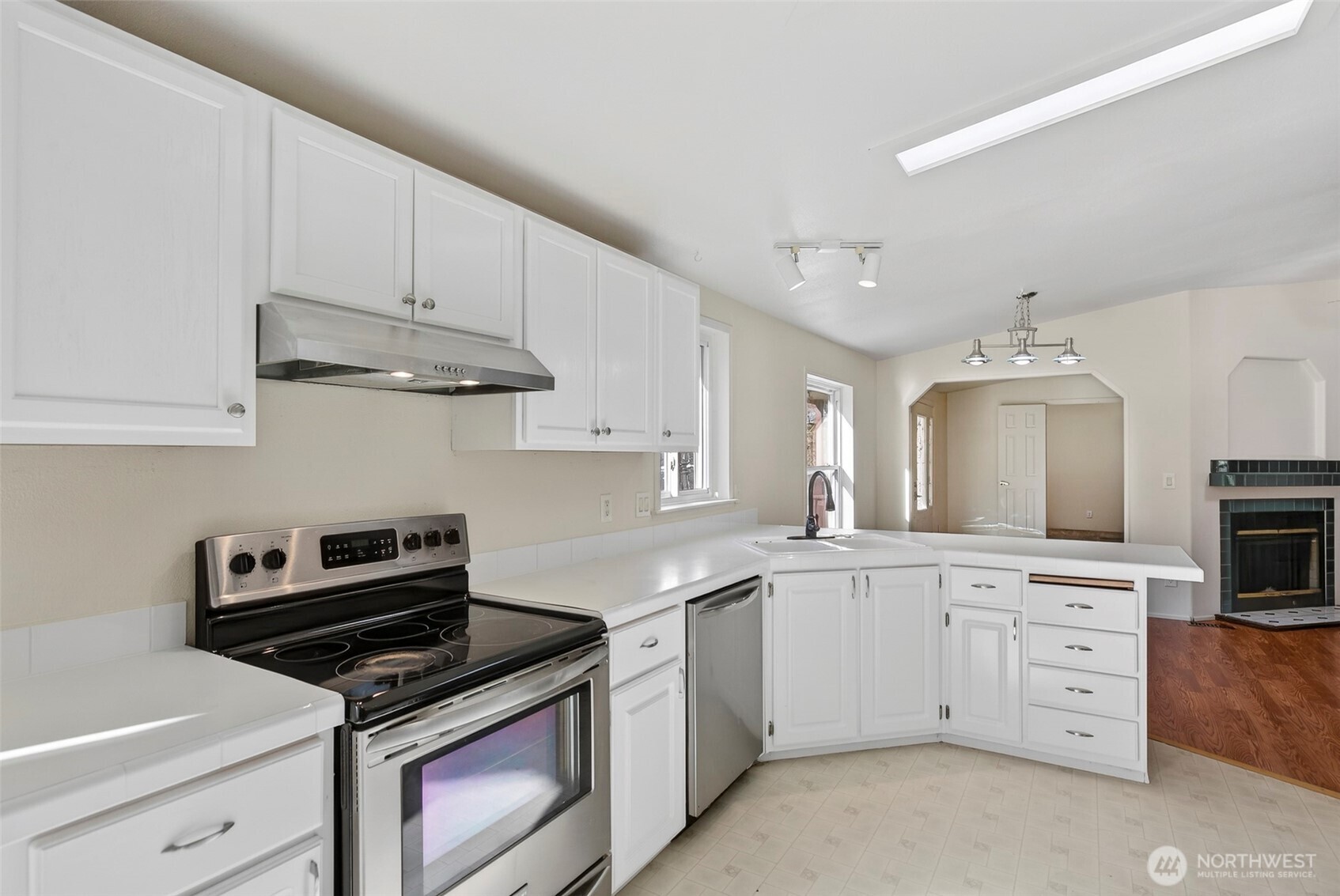 6396 Kalama River Road , Kalama, WA 98625