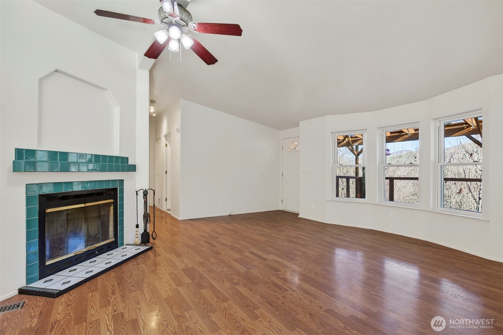 6396 Kalama River Road , Kalama, WA 98625