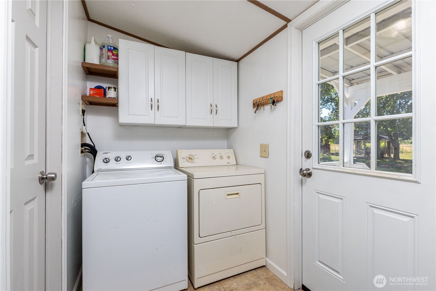 71 W Doggone Lane , Elma, WA 98541