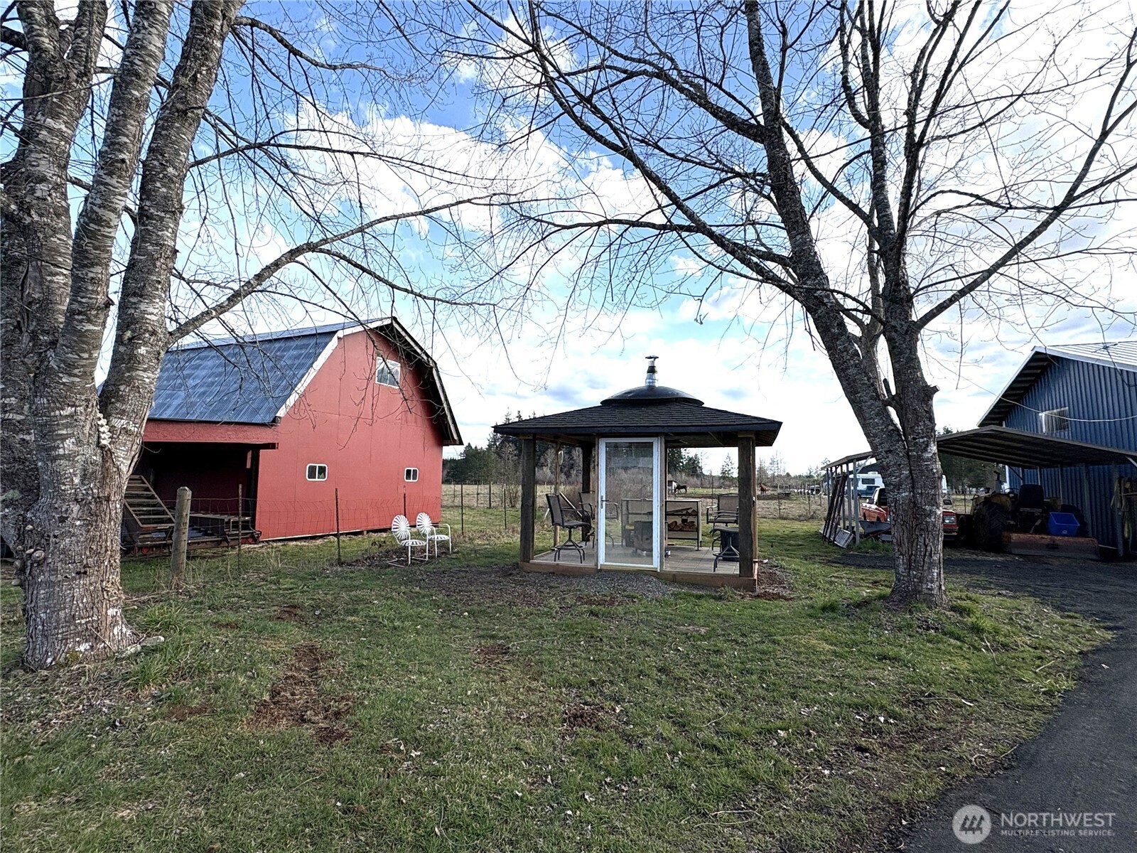 71 W Doggone Lane , Elma, WA 98541