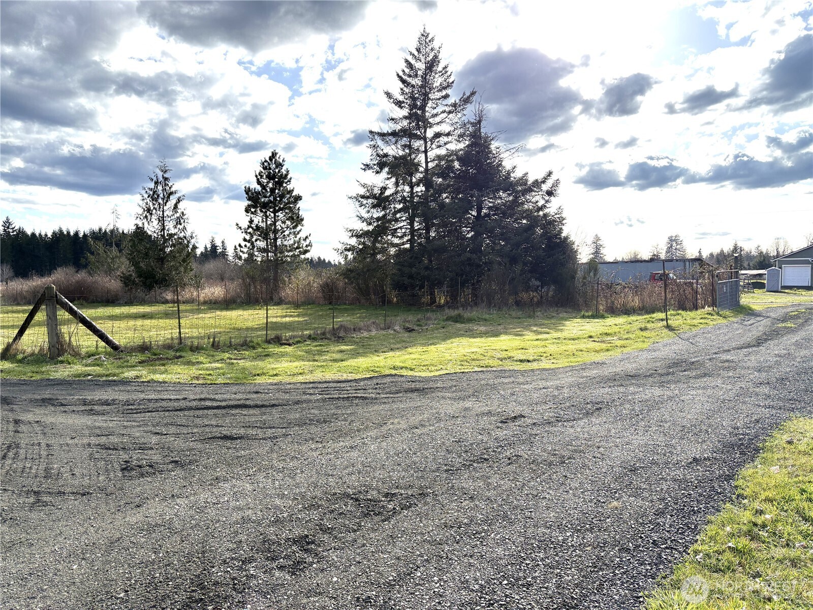 71 W Doggone Lane , Elma, WA 98541