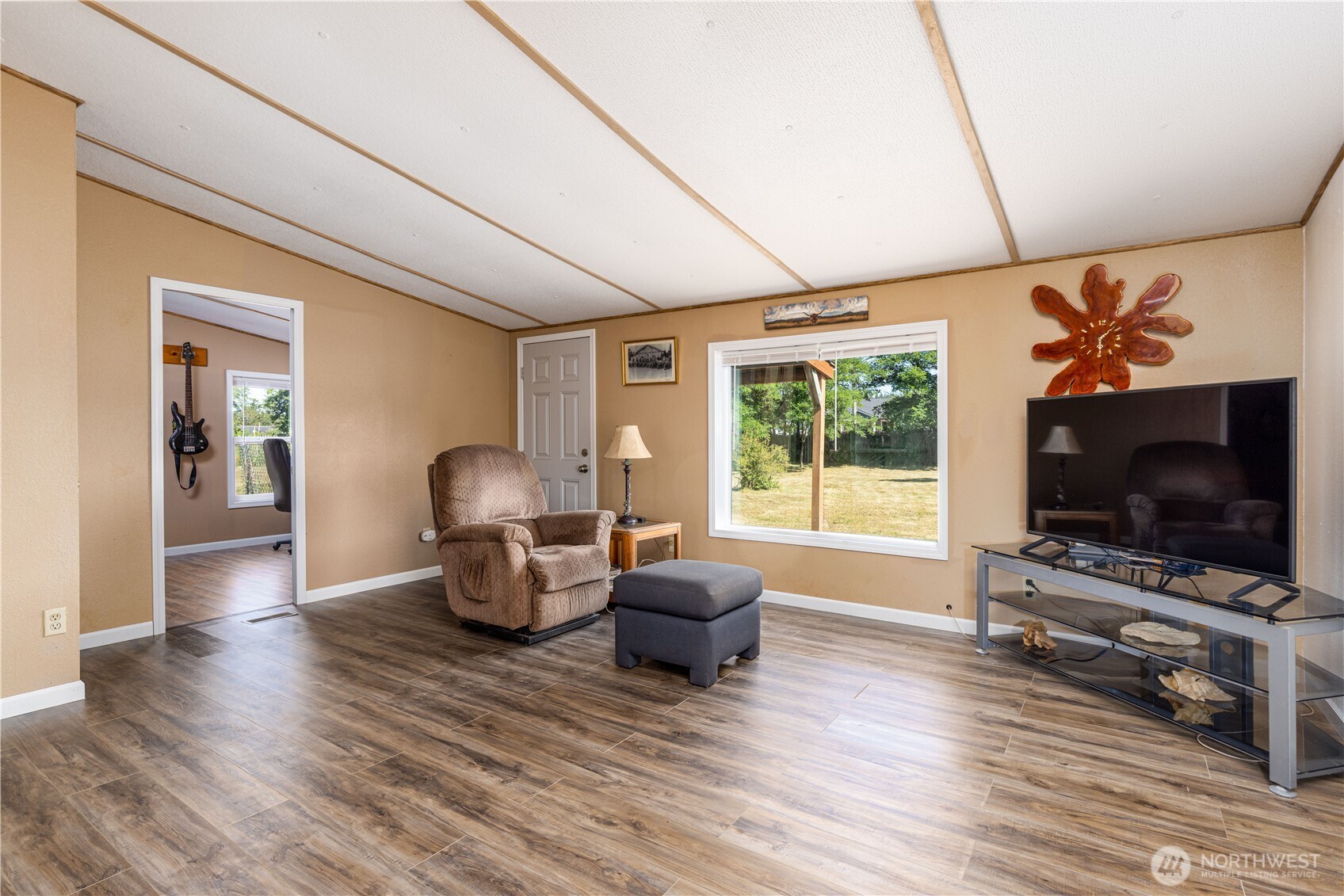 71 W Doggone Lane , Elma, WA 98541