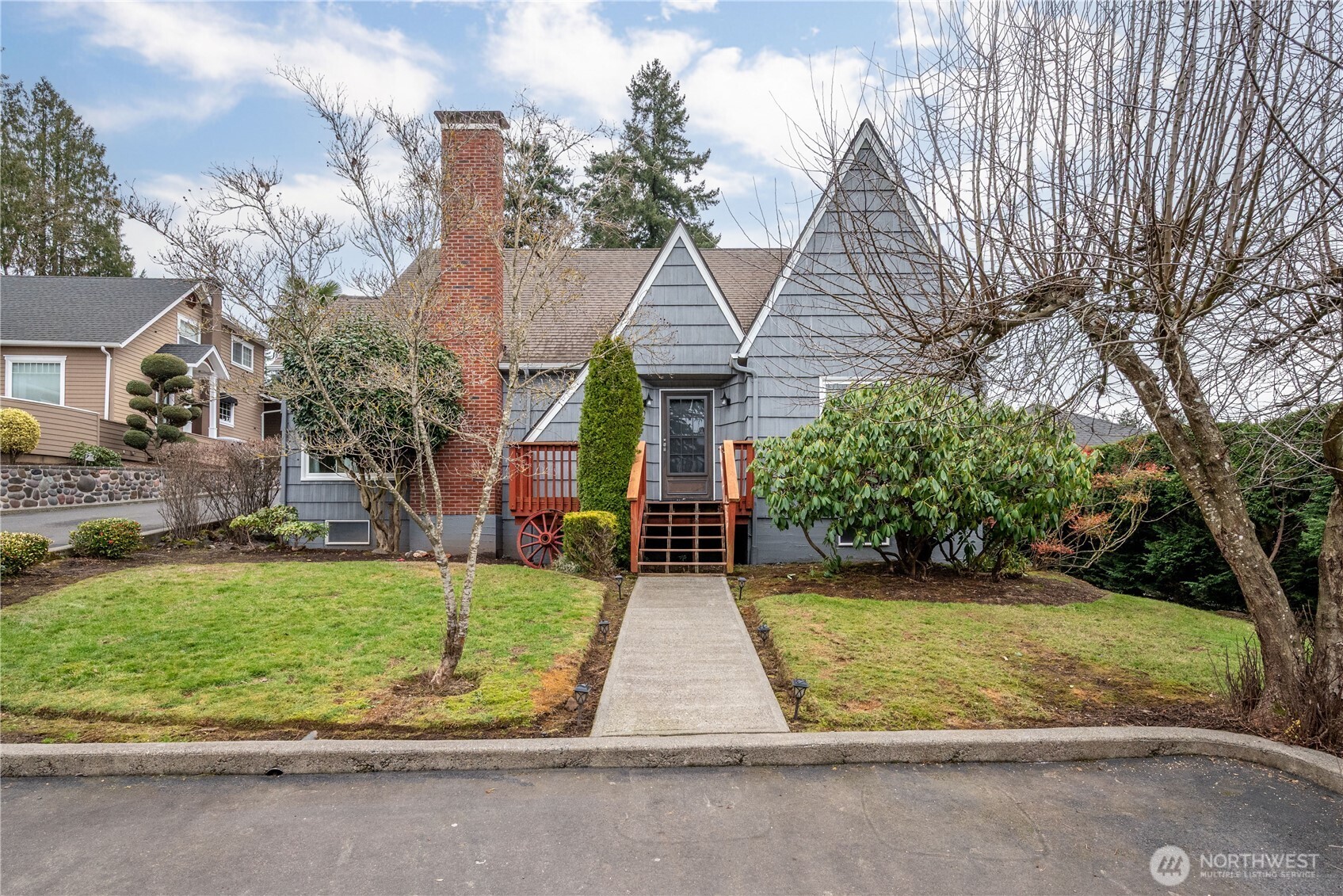 2 Country Club Drive , Longview, WA 98632