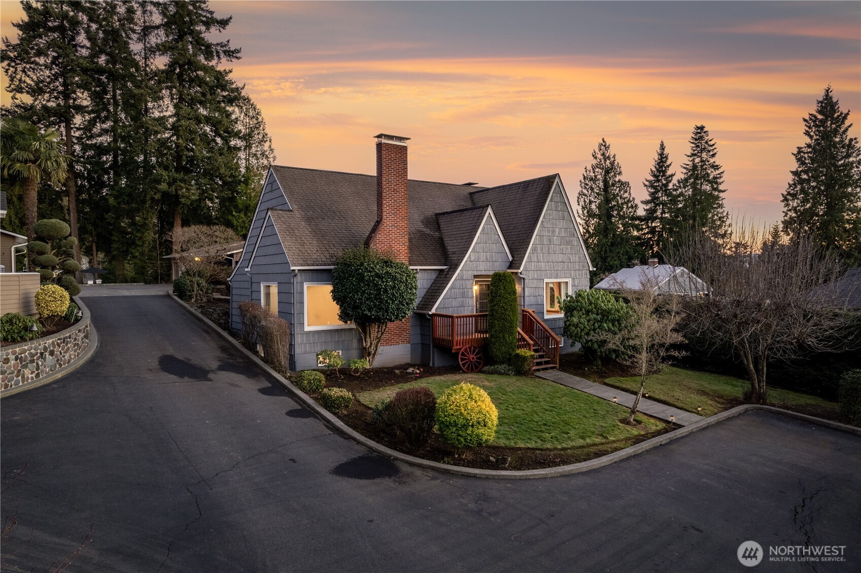 2 Country Club Drive , Longview, WA 98632