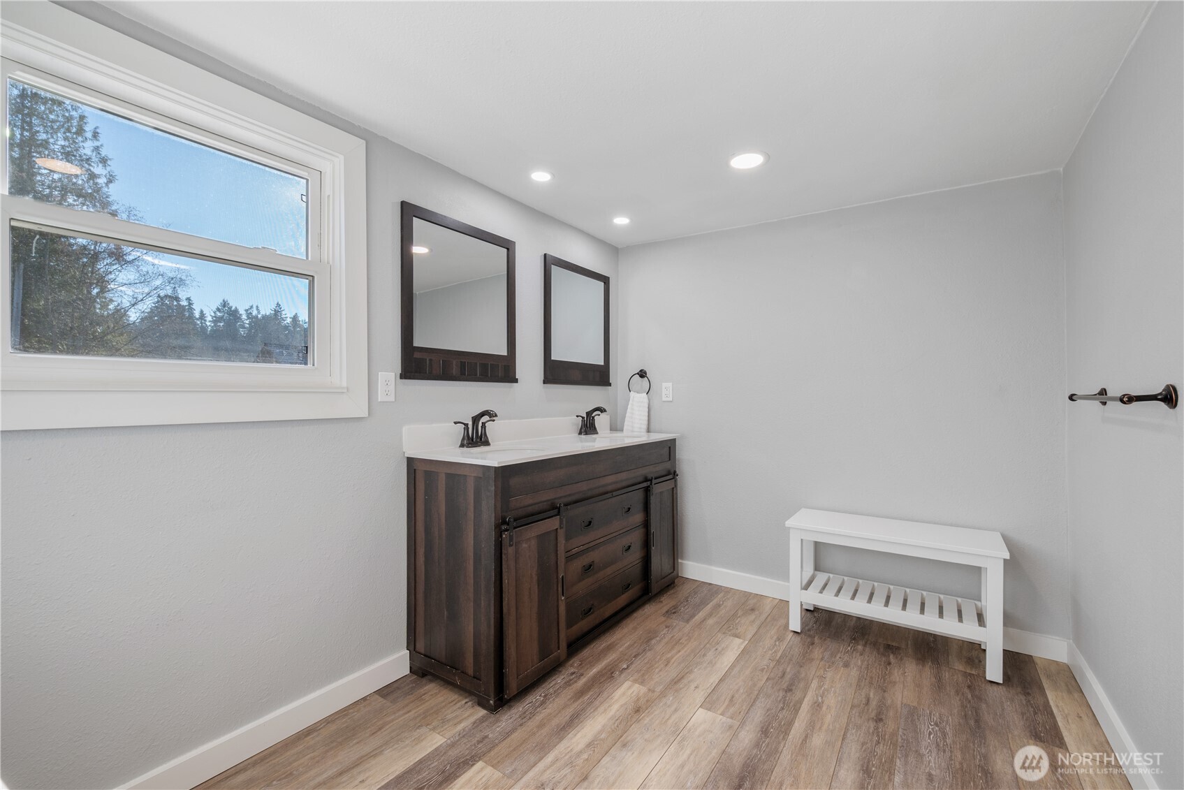 2 Country Club Drive , Longview, WA 98632