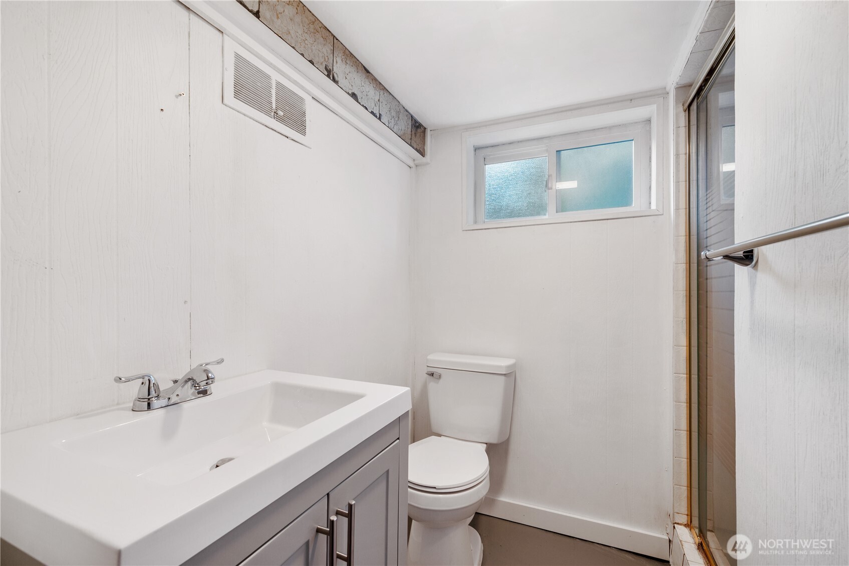 2 Country Club Drive , Longview, WA 98632