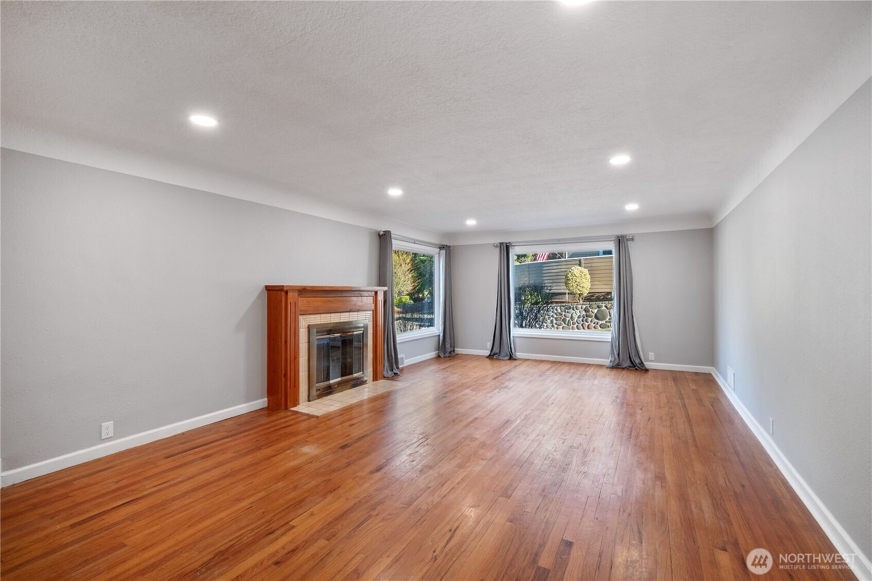 2 Country Club Drive , Longview, WA 98632