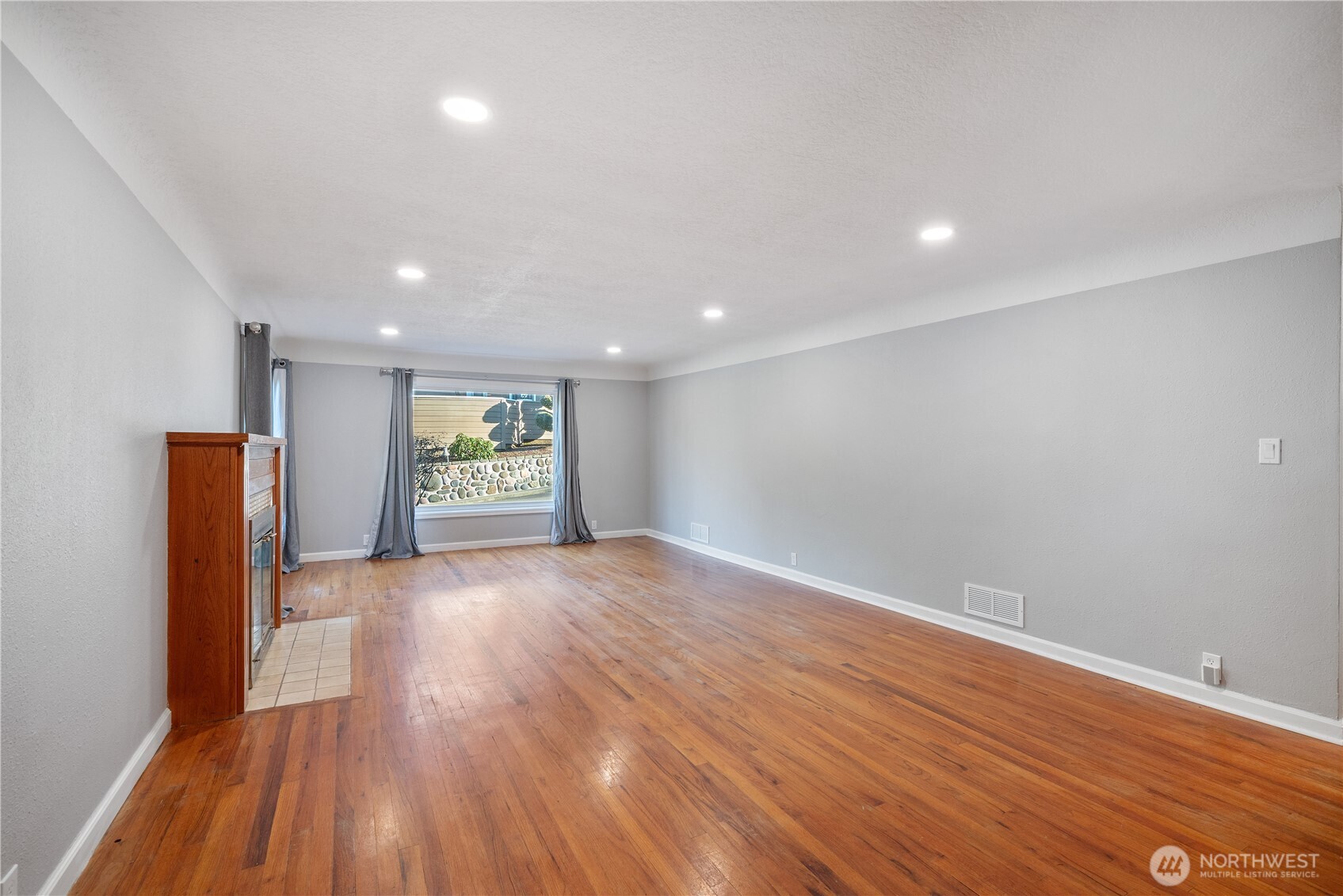 2 Country Club Drive , Longview, WA 98632