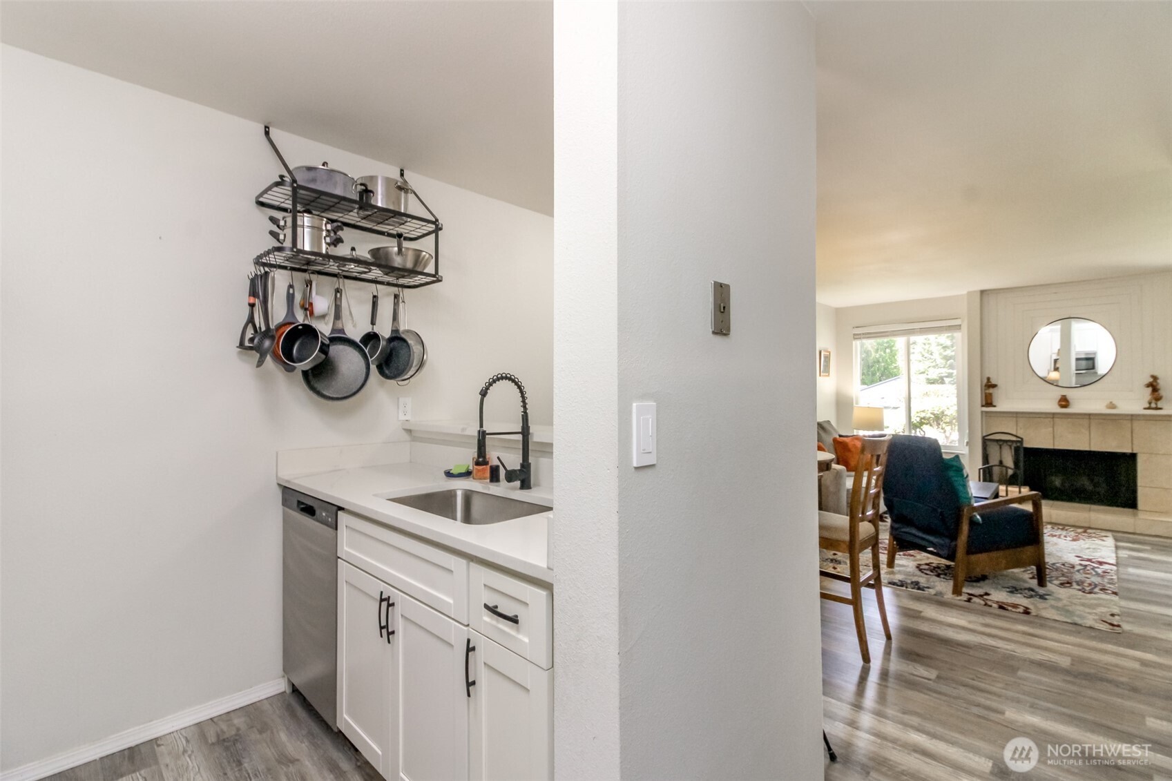 527 S 323rd Place #18B, Federal Way, WA 98003