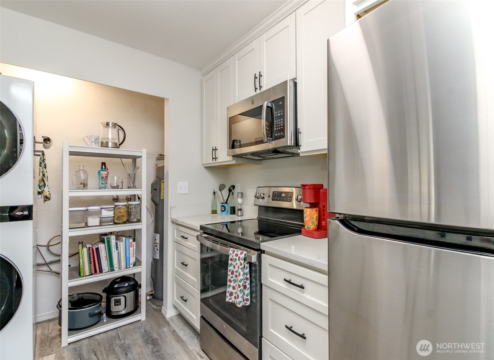 527 S 323rd Place #18B, Federal Way, WA 98003