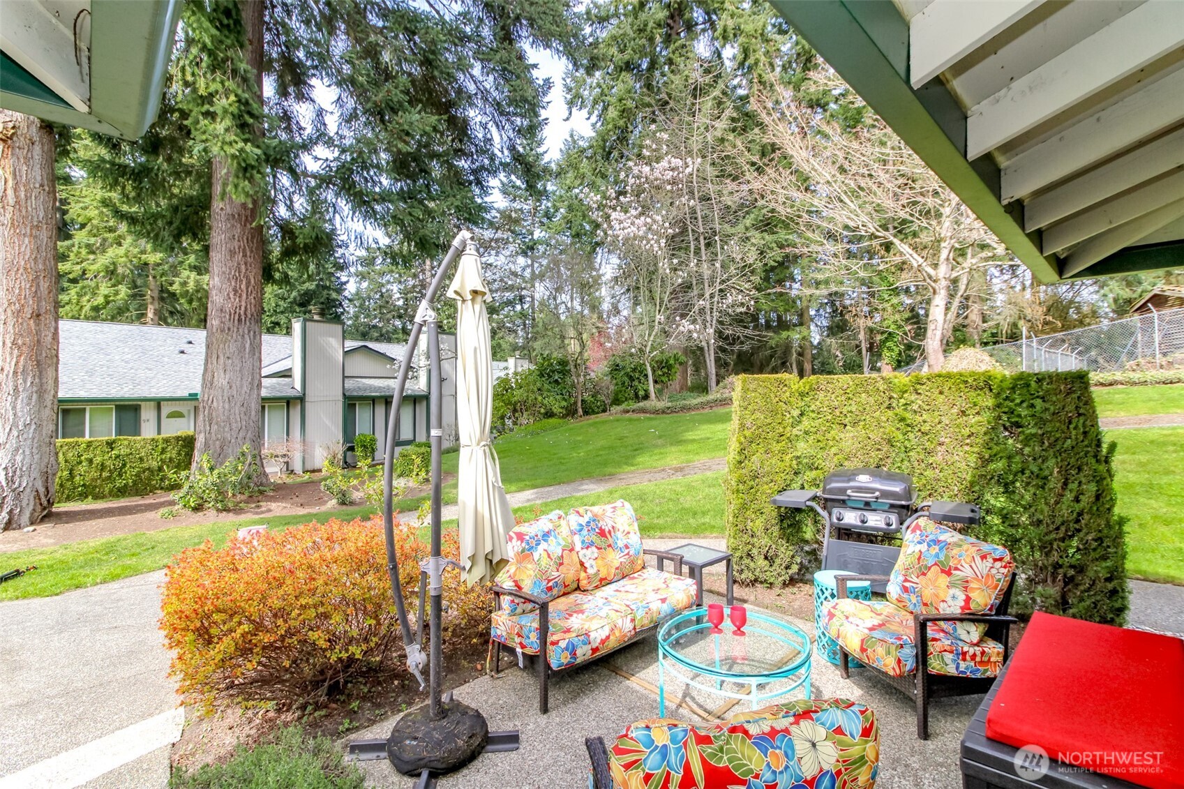 527 S 323rd Place #18B, Federal Way, WA 98003